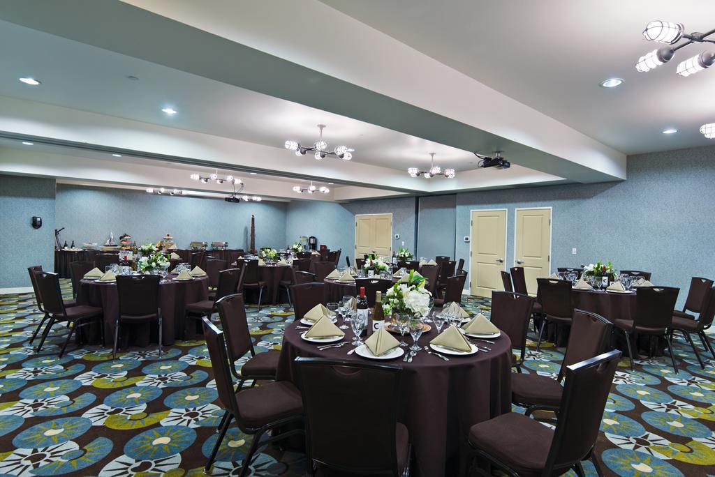 Oxford Suites Silverdale Esterno foto