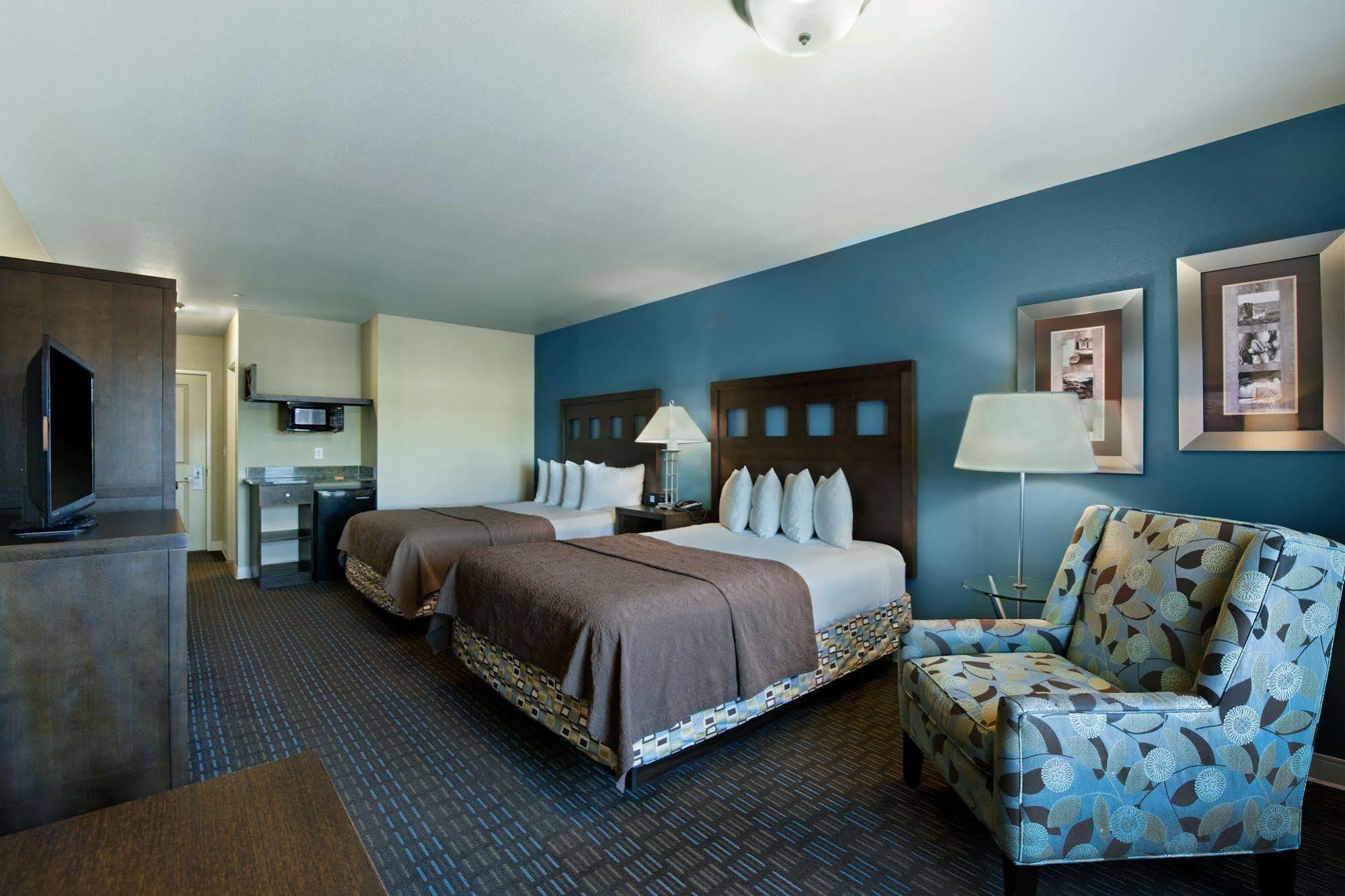 Oxford Suites Silverdale Esterno foto