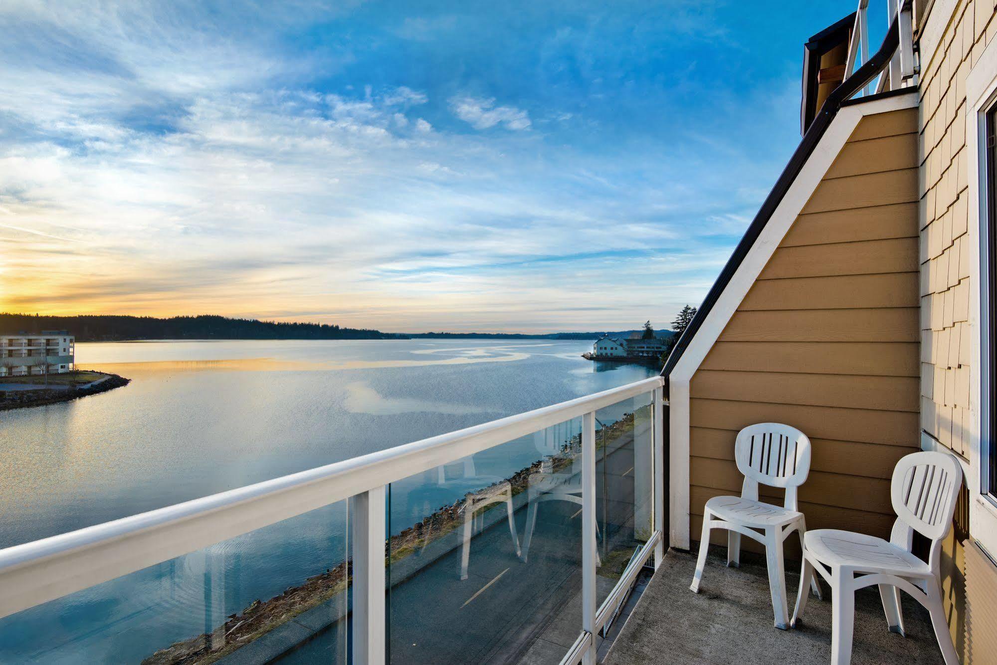 Oxford Suites Silverdale Esterno foto